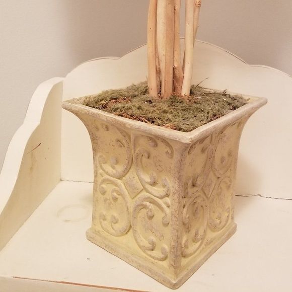 FAUX FLORAL POTTED TOPIARY 25" Tall. - Picture 5 of 6